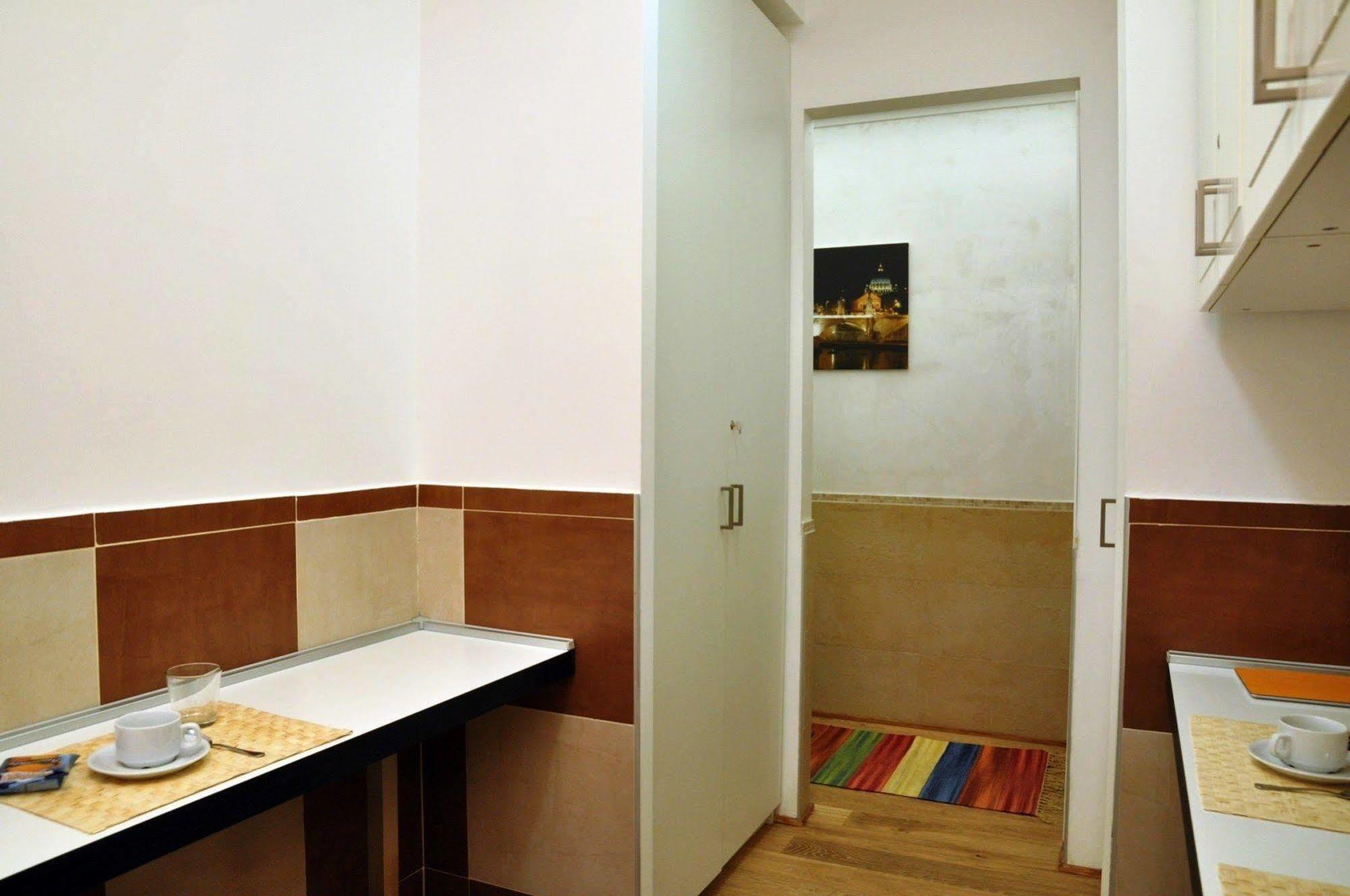 Vatican Accommodations Rome Exterior photo